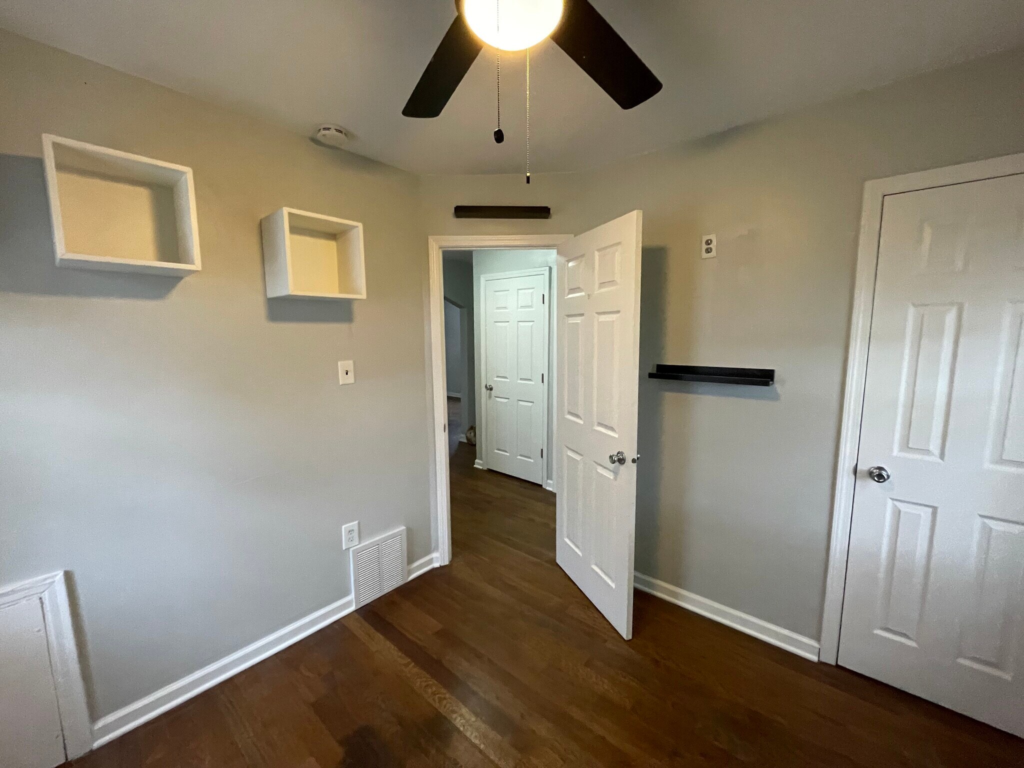 Building Photo - 3620 Monroe St