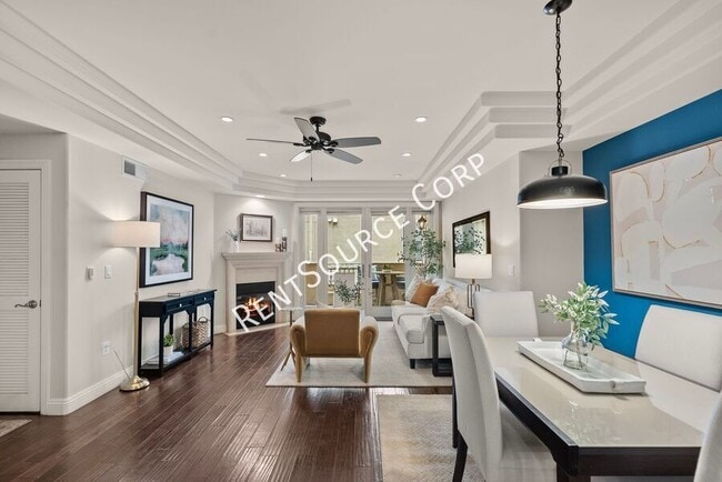 Building Photo - 12044 Hoffman St