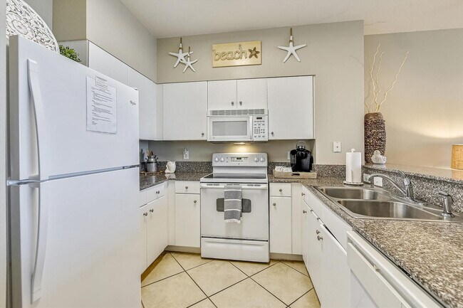 Building Photo - 104 Gulfside Ct