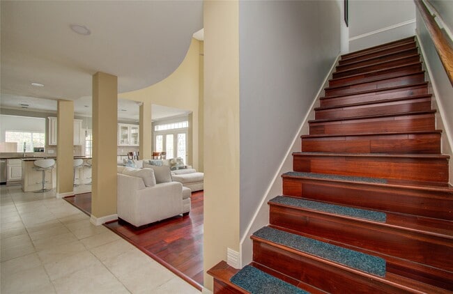 Building Photo - 12006 Waterdance Ln