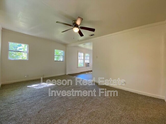 Building Photo - 3136 Blanchard Rd