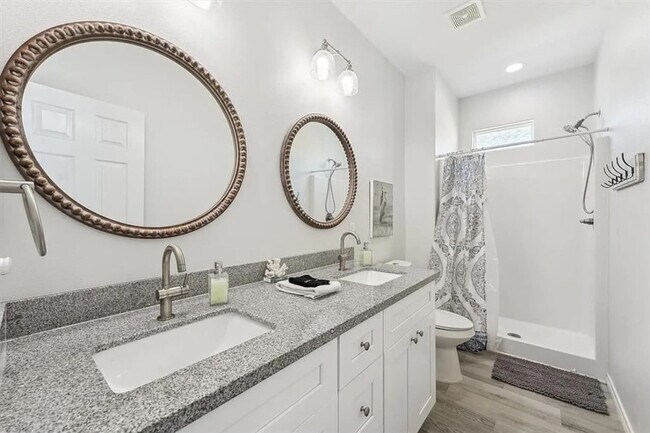 Building Photo - 1714 TX-87