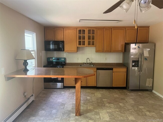 Building Photo - 11 Park Manor Ct