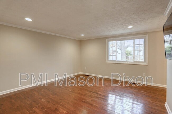 Building Photo - 9321 Kenbrooke Ct