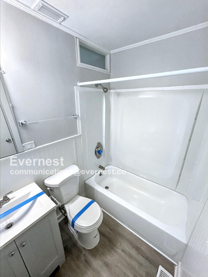 Building Photo - 1610 Gallant Fox Dr