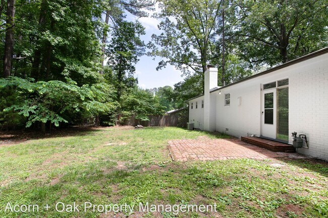 Building Photo - 3 br, 2 bath House - 210 Landsbury Dr.