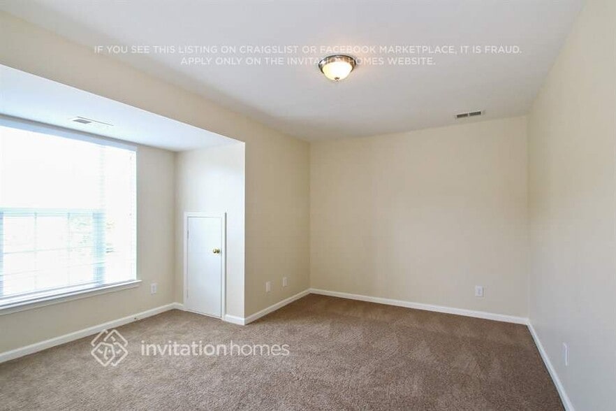 Building Photo - 9023 Tintinhull Ln