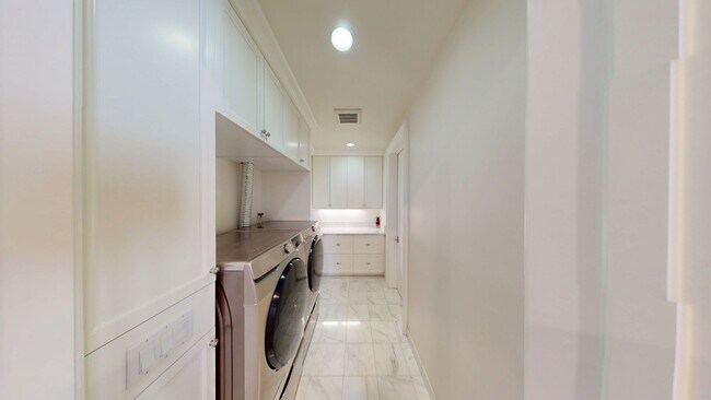 Building Photo - Private Home + Guest House & Pool | Minutes to Race the Base NASCAR