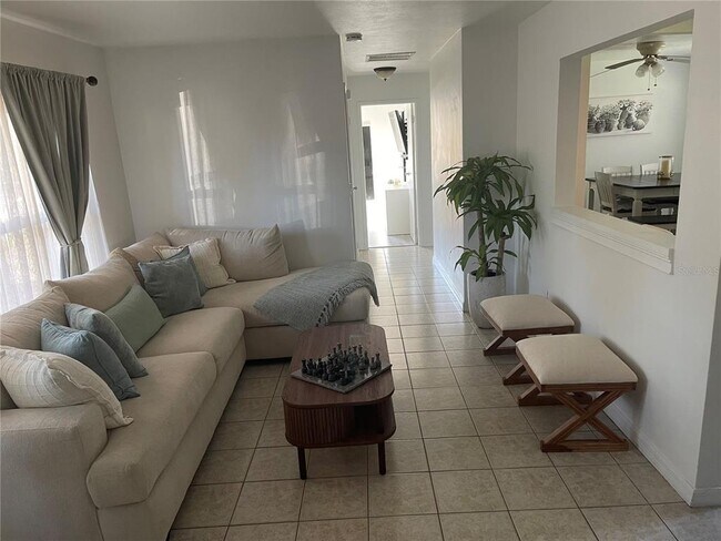 Building Photo - 1735 Moose Dr