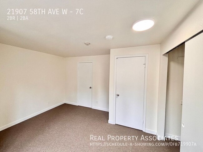 Building Photo - 21907 58th Ave W