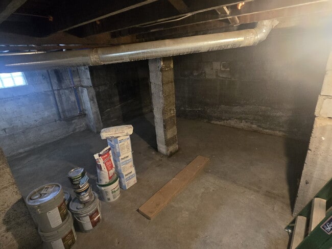 Building Photo - "Newly and beautifully remodeled 3-Bed Gem on Denmark Street!"