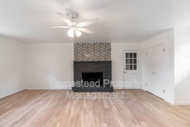 Building Photo - 9412 Britton Cir