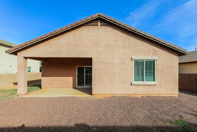 Building Photo - 8225 W Kittiwake Ln