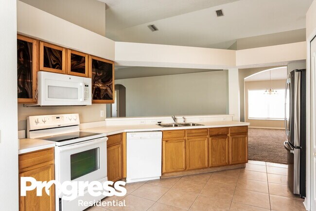 Building Photo - 10038 Creek Bluff Dr
