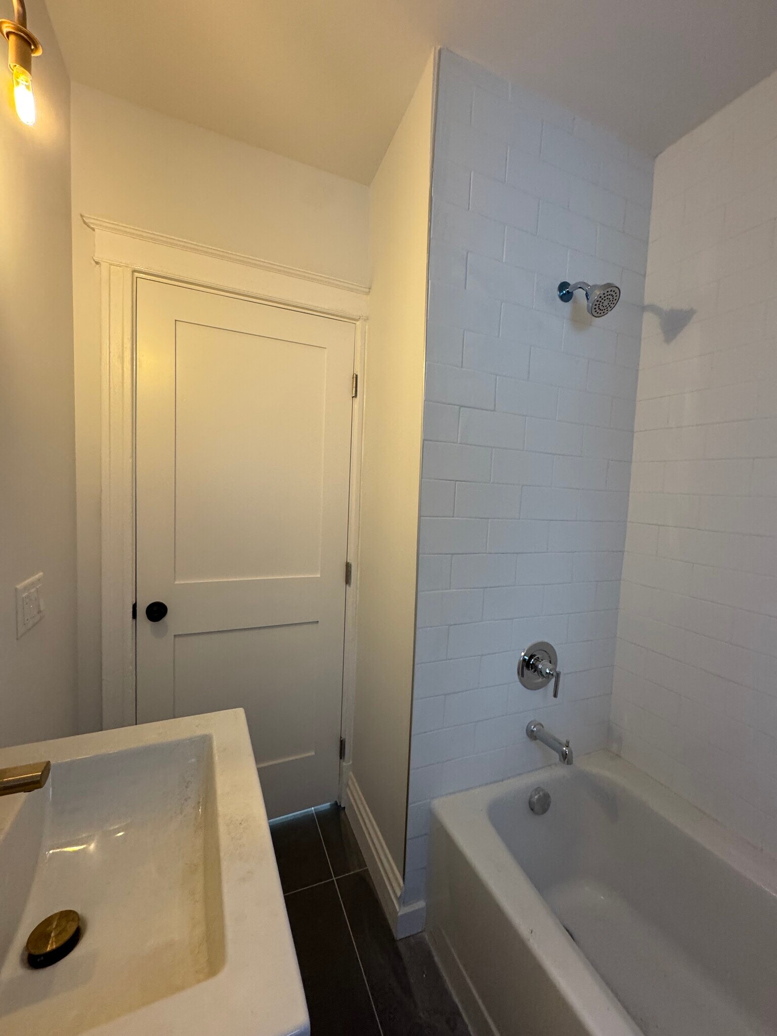 Building Photo - 5011 S Broadway