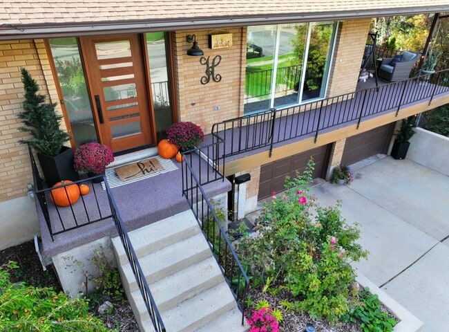 Primary Photo - 4453 Fillmore Ave