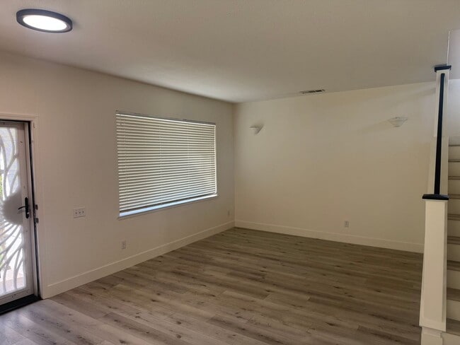 Building Photo - 5126 Academy Dr