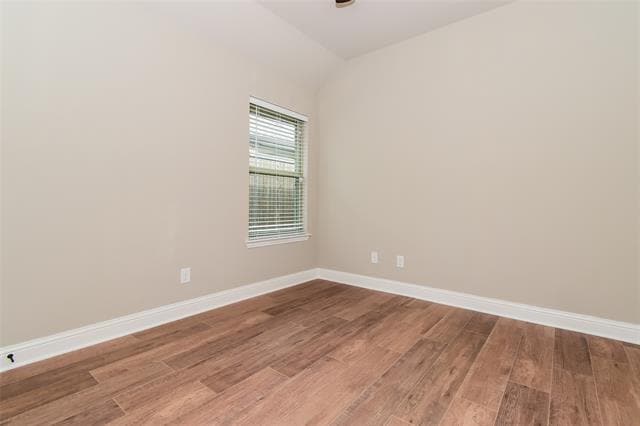 Building Photo - 309 Peachtree Ln