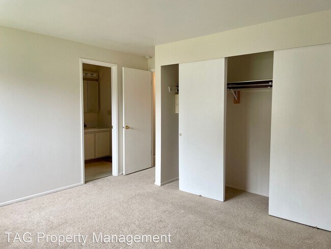 Building Photo - 3 br, 2 bath House - 14219 NE 75th St
