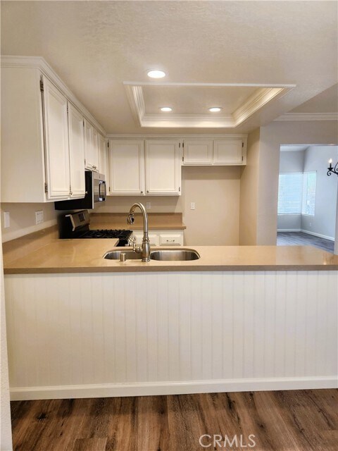 Building Photo - 24852 Via Sonoma