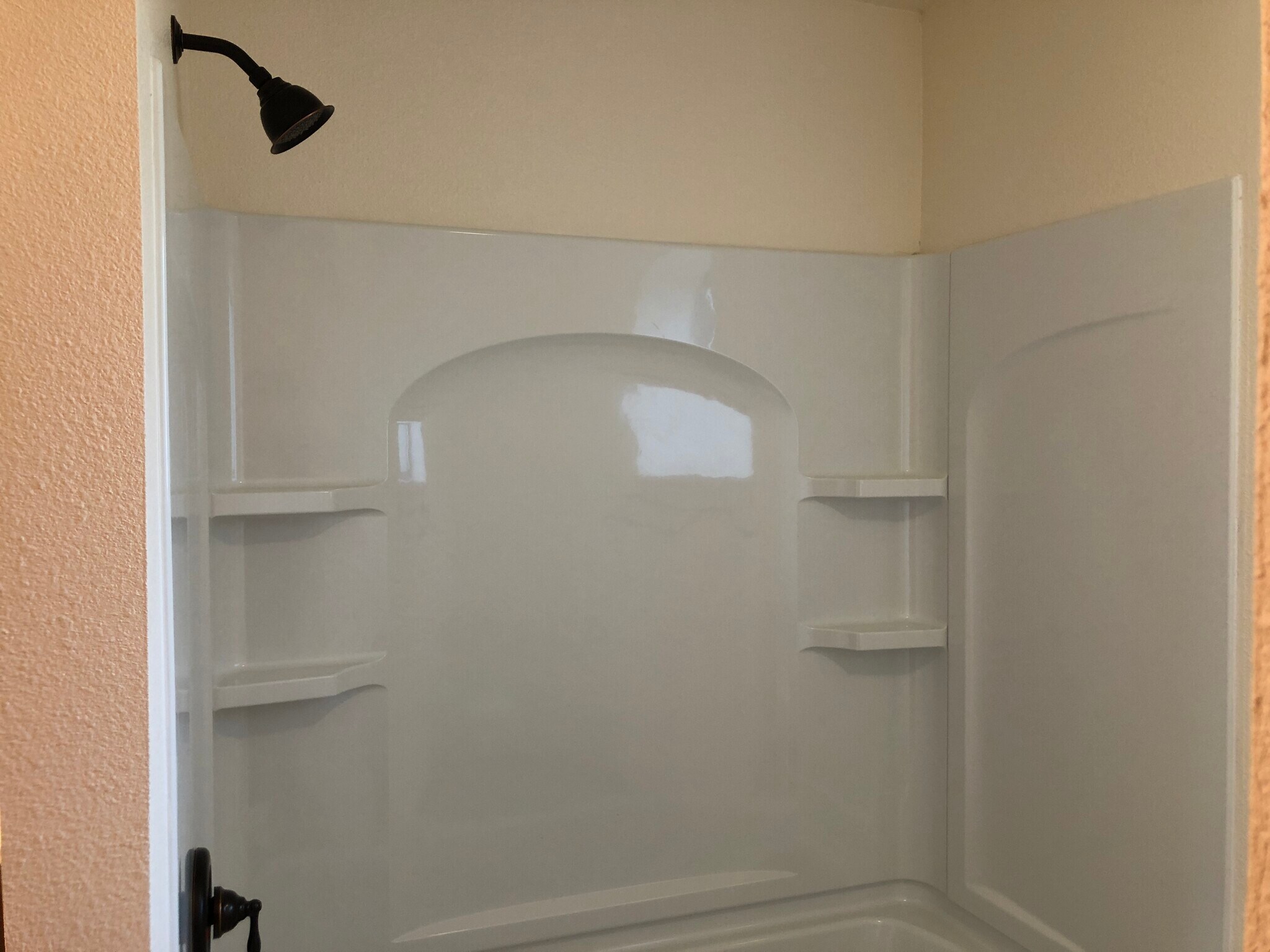 Building Photo - 605 Princeton Ave N