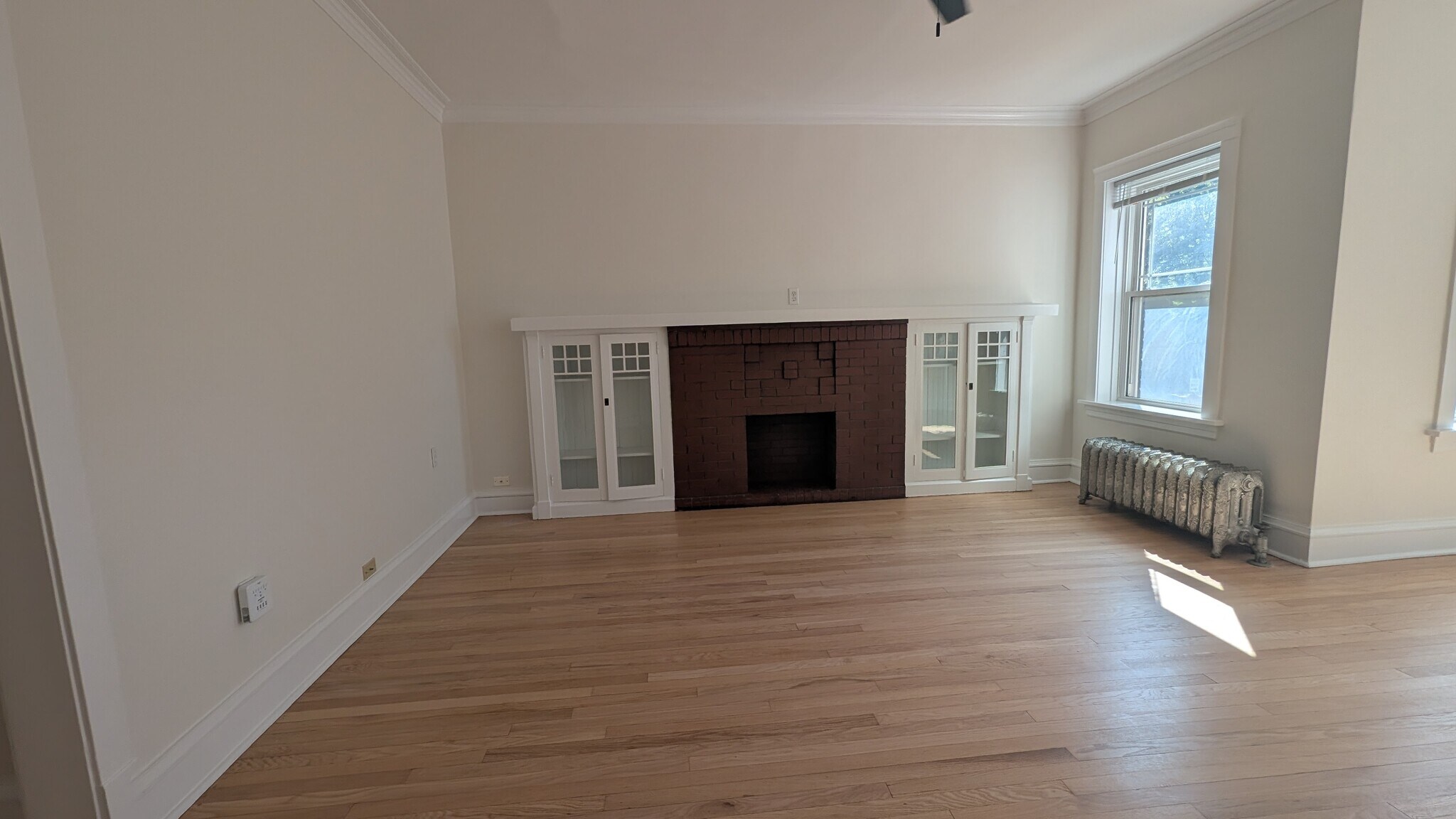 Building Photo - 5707 N Campbell Ave
