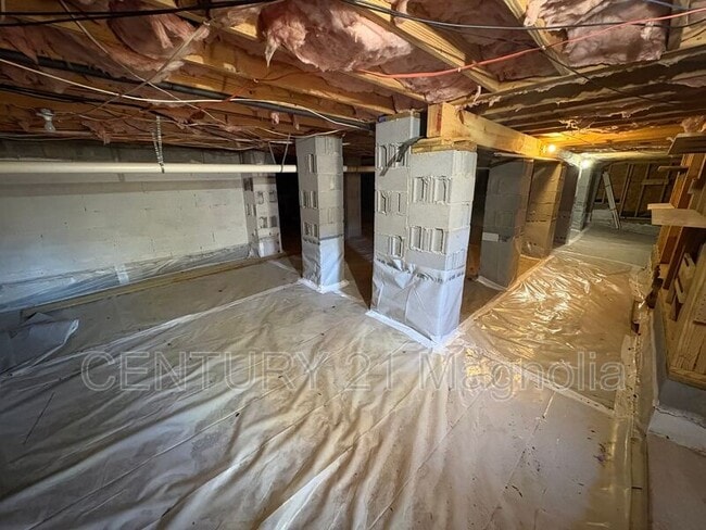 Building Photo - 934 Sedgefield Cir