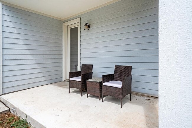 Building Photo - 408 W 55th St