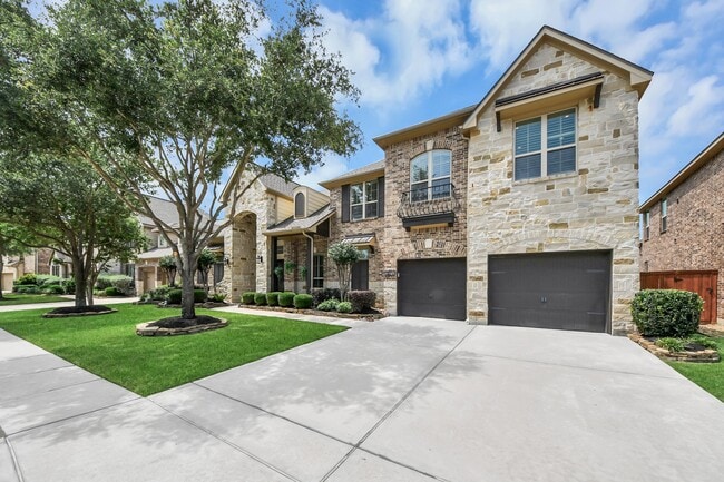 Building Photo - 19410 Meadow Lakes Dr