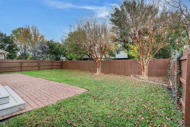 Building Photo - 17007 Hickok Dr