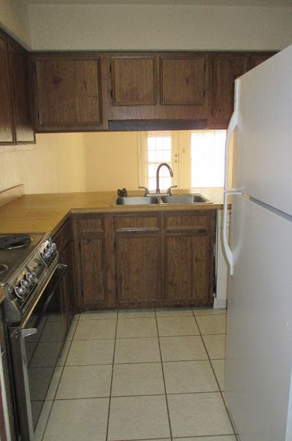 Building Photo - 114 Classic Manor Ct