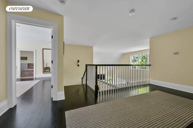 Building Photo - 12 Balcomie Ln