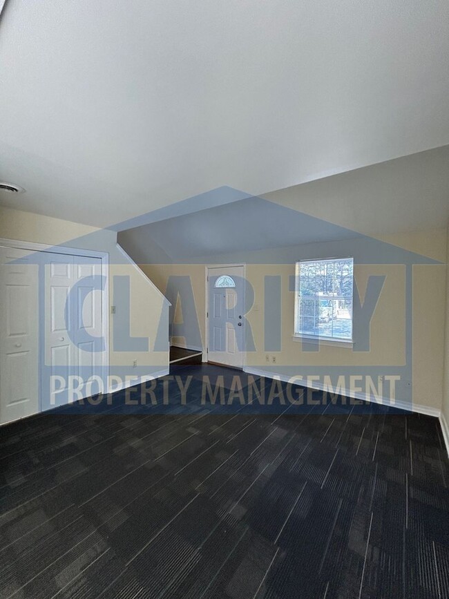 Building Photo - Location! Location! Location!