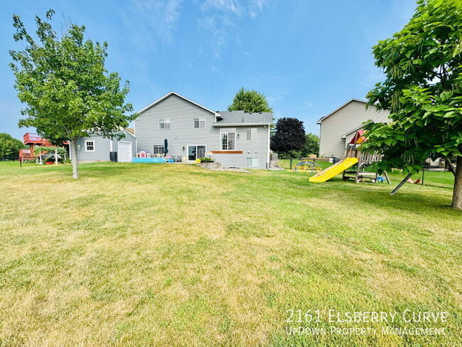 Building Photo - 2161 Elsberry Curv