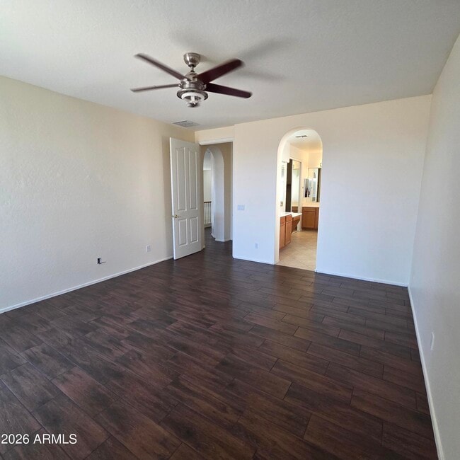 Building Photo - 2709 W Redwood Ln
