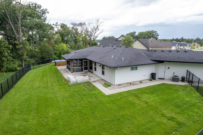 Building Photo - 609 Black Wolf Lp