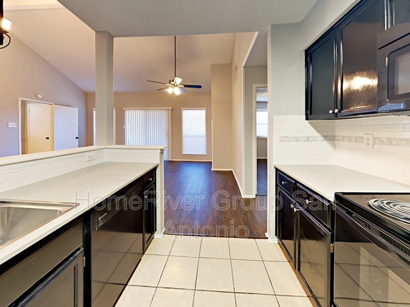 Building Photo - 15014 Spring Creek
