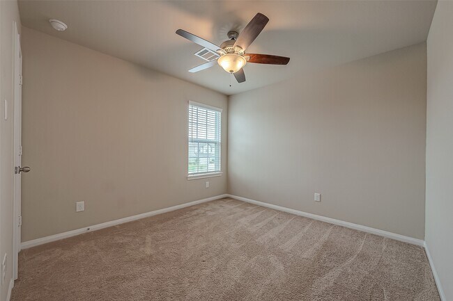 Building Photo - 17219 Quiet Song Ct