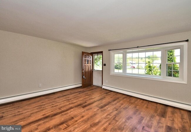 Building Photo - 436 Anthony Rd