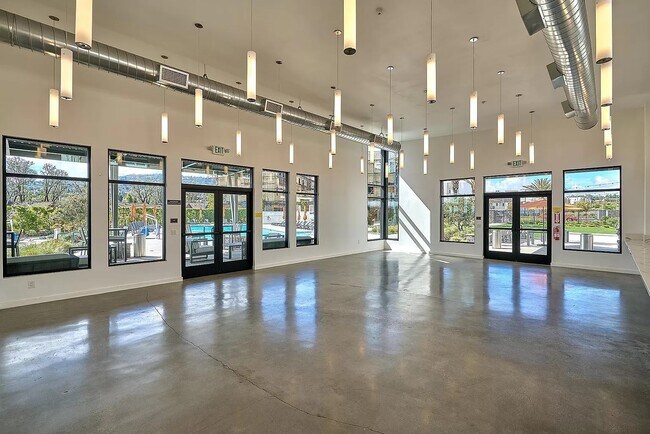 Building Photo - 27717 Stonehurst Ln