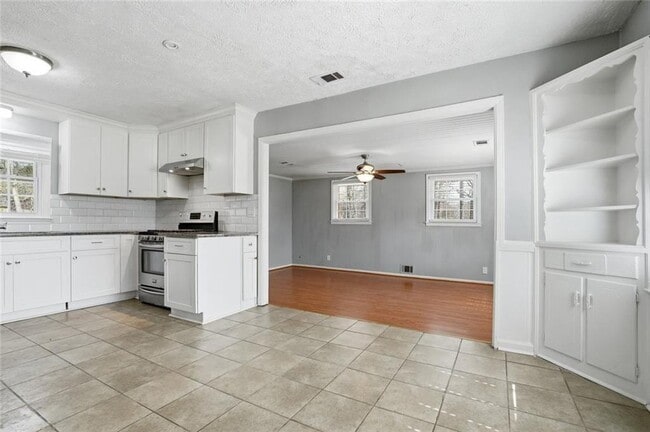 Building Photo - 5205-5205 Five Forks Trickum Rd SW