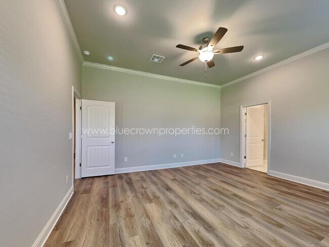 Building Photo - 2025 Wyldewood Wy