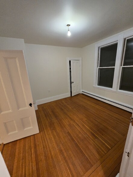 Building Photo - 9 Harley St