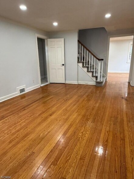 Building Photo - 271 Fuller Terrace