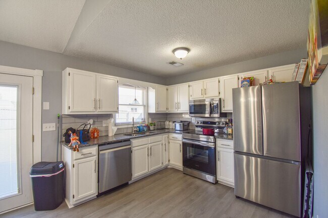 Building Photo - Coming Soon-First Full Months Rent FREE- 3 Bedroom 2 Bathroom- Pets Considered