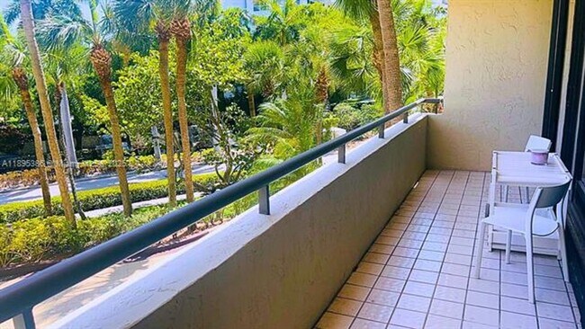 Building Photo - 170 Ocean Ln Dr