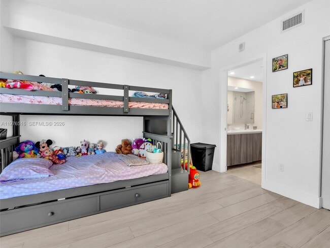 Building Photo - 488 NE 18th St