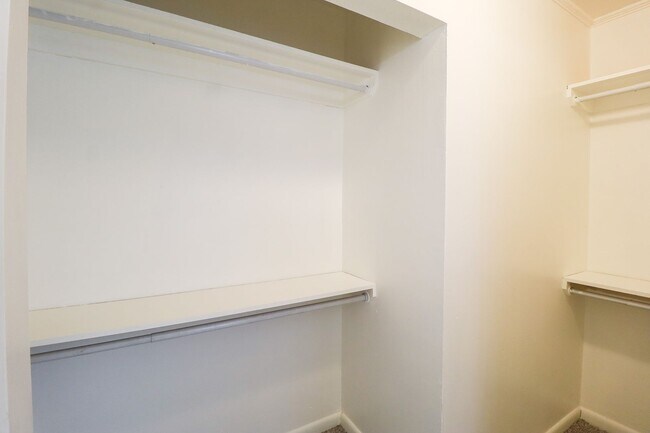 Building Photo - Charming 2 Bed, 1 Bath Home!
