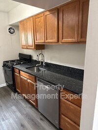 Building Photo - 2110 N Culpeper St