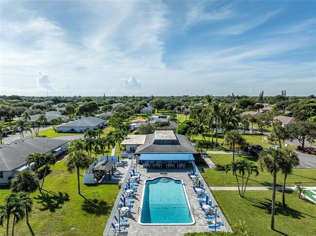 Building Photo - 1130 Circle Ter